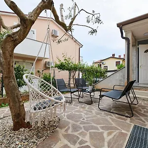Dvori Apartmán Bašanija